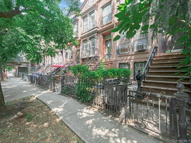 House for sale in Arverne, New York