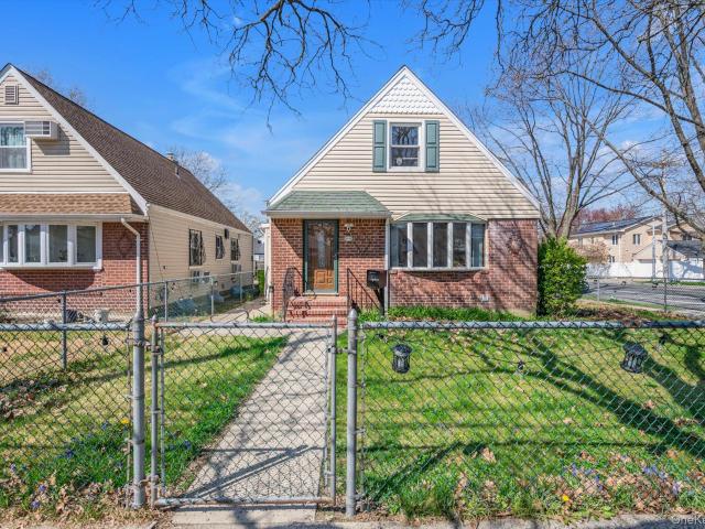 Property for sale in Queens, Nassau