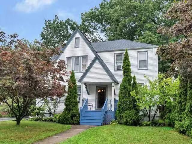 House for sale in East Orange