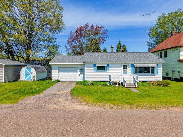 House for sale in Houghton, Michigan