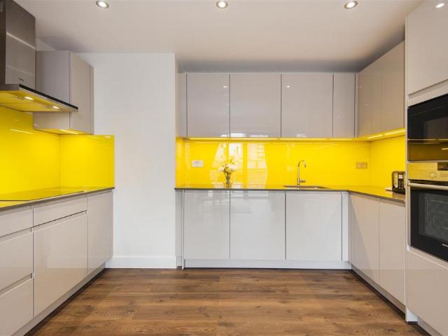 Apartment for rent in St. George in the East, Greater London