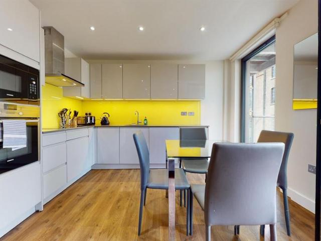 Apartment for rent in St. George in the East, Greater London