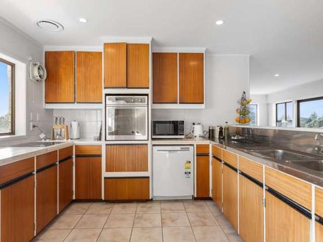 House for rent in Whangaparaoa
