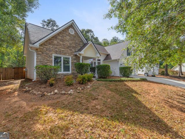 House for sale in Oakbrook, Covington