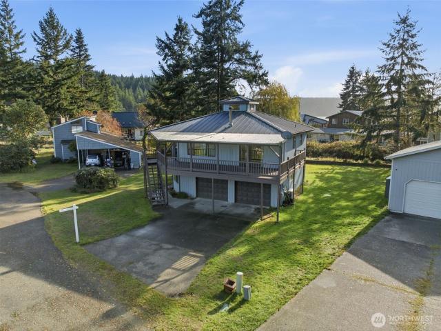 House for sale in Tahuya, Washington