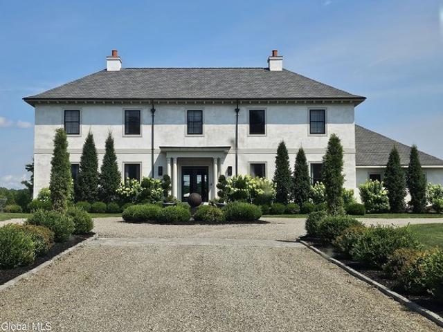 House for sale in Saratoga, New York