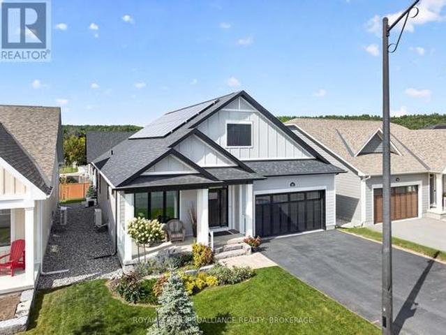 House for sale in Ontario