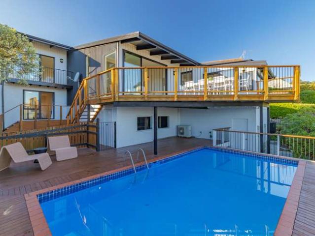 House for sale in Chaslands, Canterbury