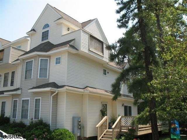 Townhouse for sale in Egg Harbor Township, Atlantic County