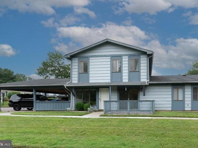 Townhouse for sale in Thorofare, New Jersey