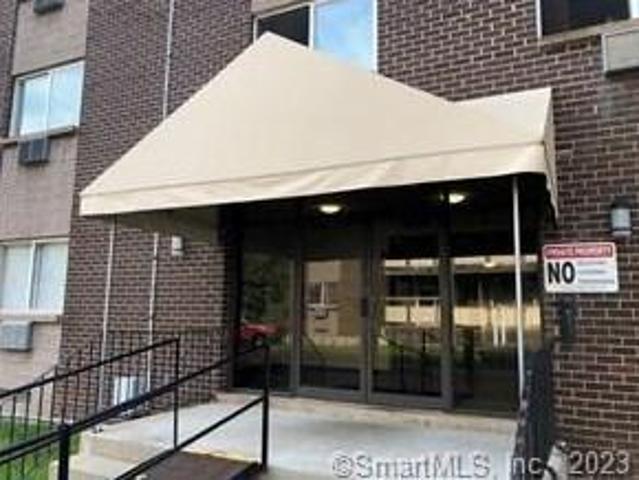 Condo for sale in West Haven, Connecticut