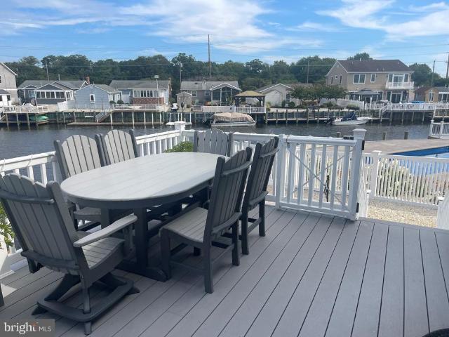 House for sale in Manahawkin, New Jersey