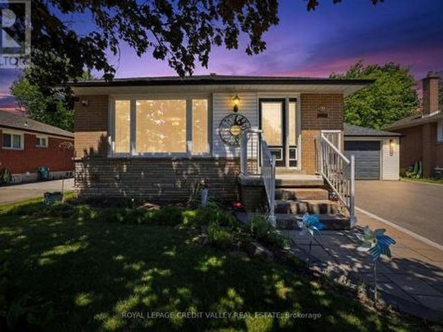House for sale in Georgina, Ontario