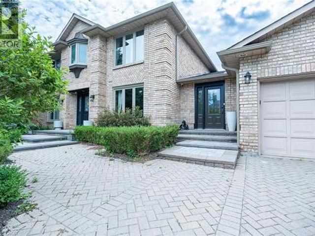 House for rent in Ancaster, Ontario