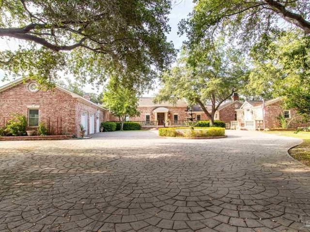 House for sale in Gulf Breeze, Florida