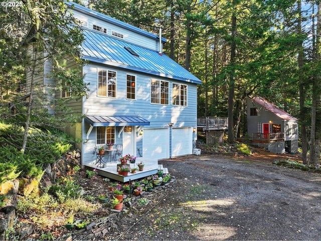 House for sale in White Salmon, Washington