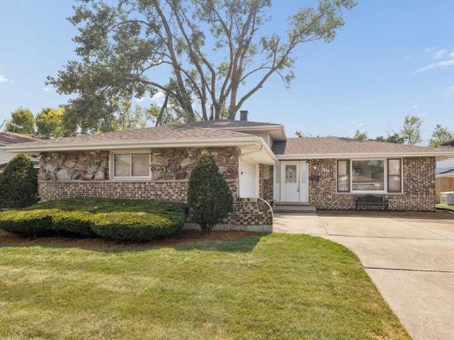 House for sale in Chicago Heights, Illinois