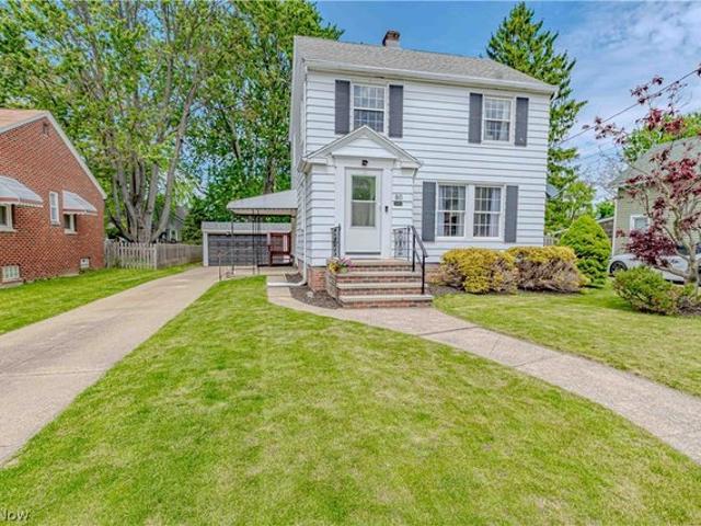 House for sale in Berea, Ohio