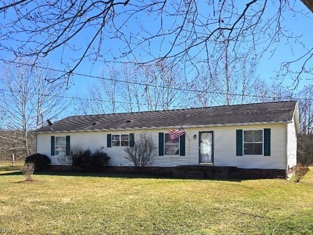 House for sale in Belpre, Ohio
