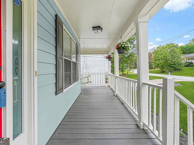 House for sale in Forest Lakes, Covington