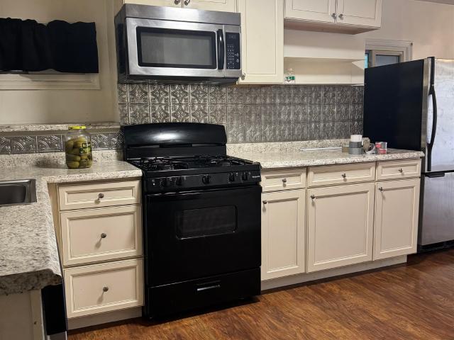 House for sale in Hudson, New Jersey