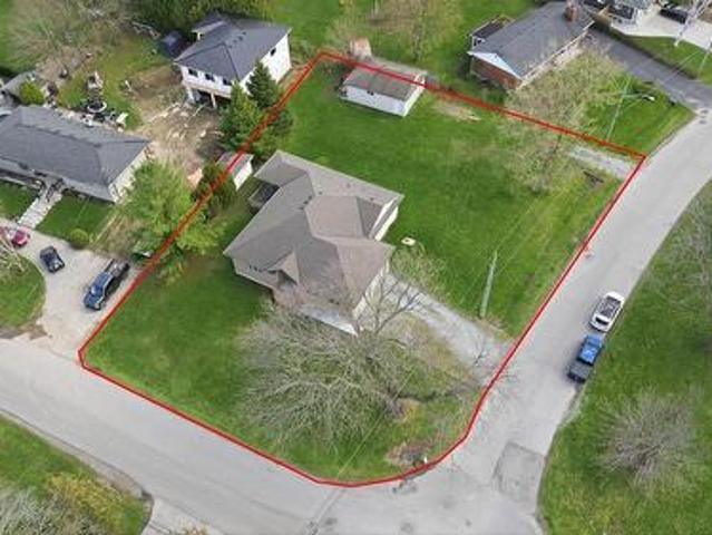 House for sale in Ancaster, Ontario