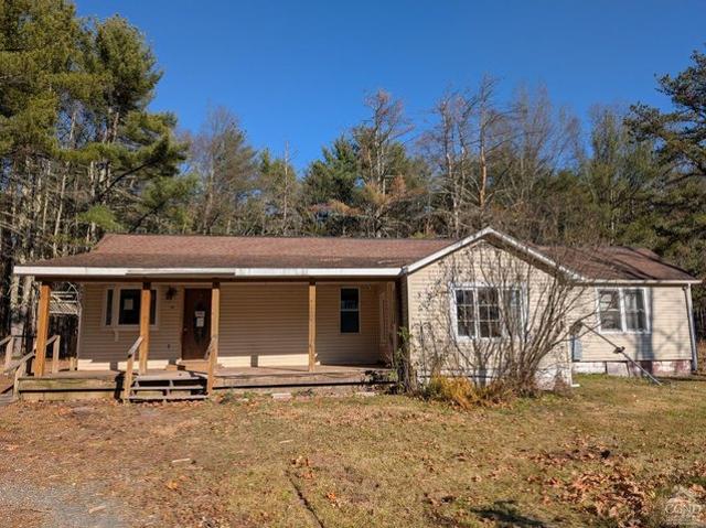 House for sale in Acra, New York