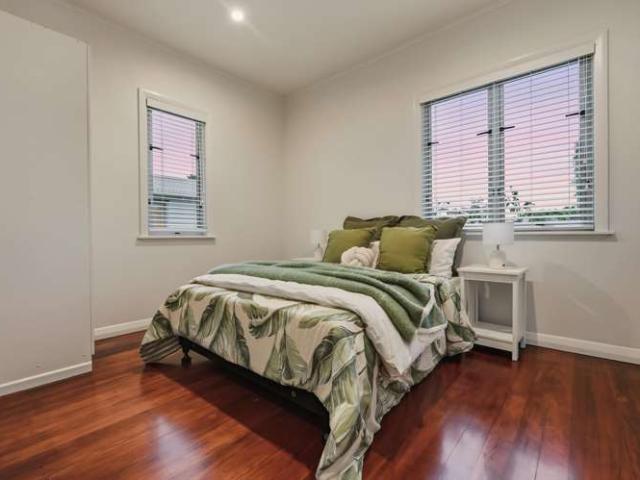 House for sale in Avondale