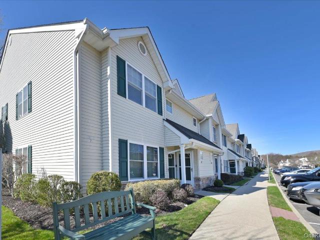 Condo for sale in Huntington, New York