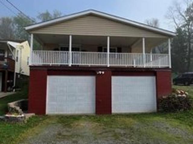 House for sale in Moundsville, West Virginia