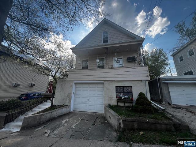 House for sale in Passaic, New Jersey