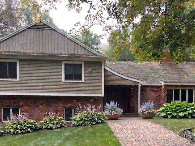 Property for sale in Middlebury, Connecticut