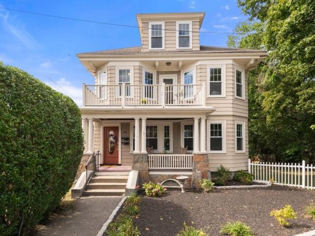 Condo for sale in Milton, Norfolk County