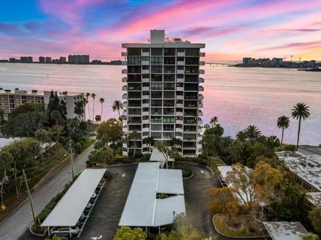 Condo for sale in Clearwater, Florida