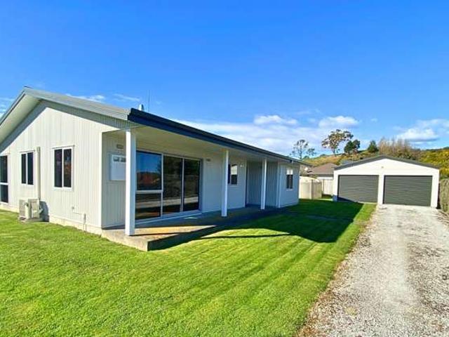 House for sale in East Takaka, Tasman