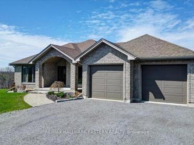 House for sale in Methuen, Ontario