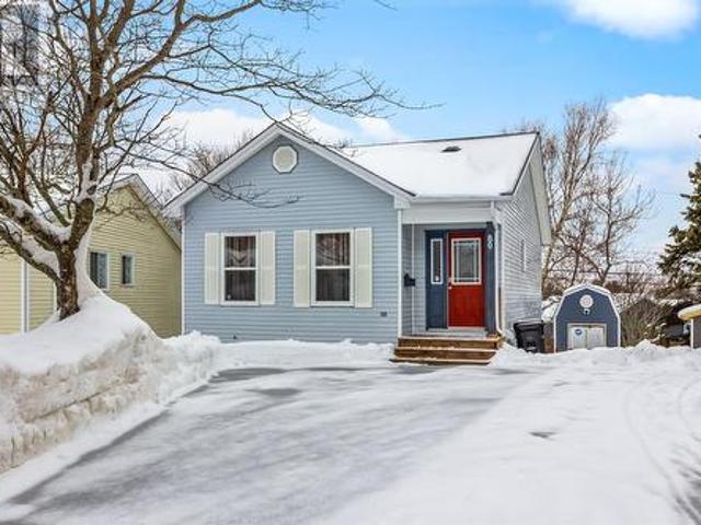 House for sale in Foxtrap, Newfoundland And Labrador