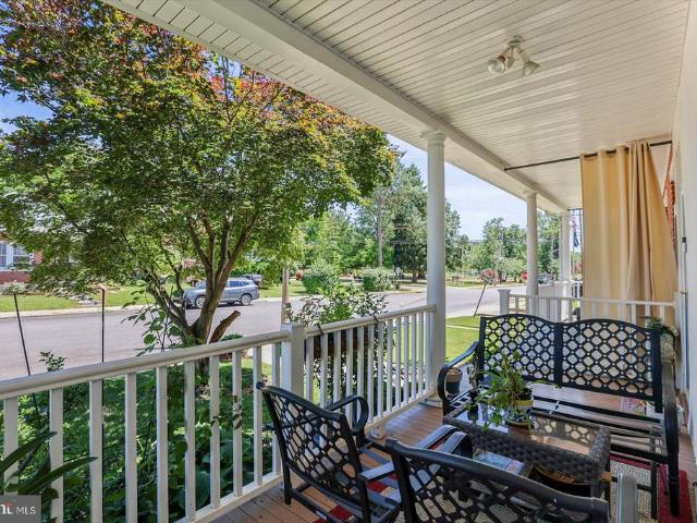 Townhouse for sale in Mount Wolf, Pennsylvania