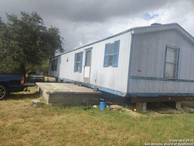 House for sale in Campbellton, Texas