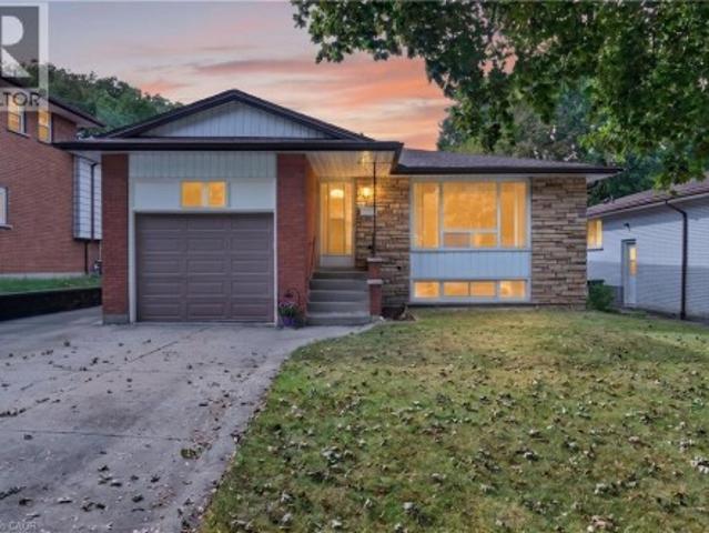 House for sale in Ancaster, Ontario