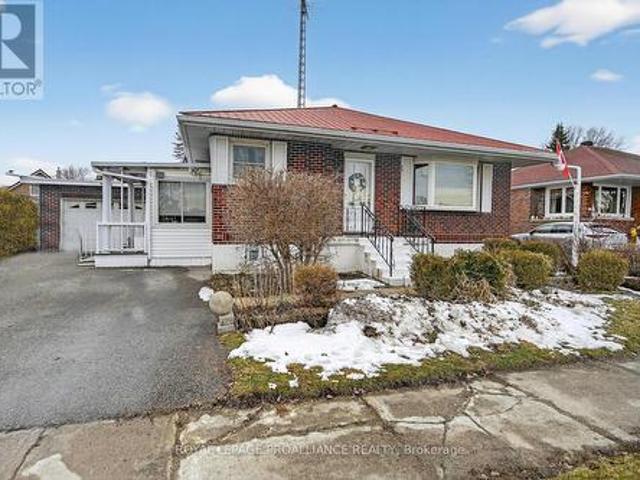 House for sale in Brockville, Ontario