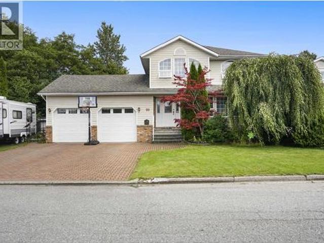 House for sale in Kitimat, British Columbia