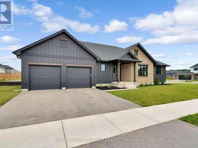 House for sale in St. Thomas, Ontario