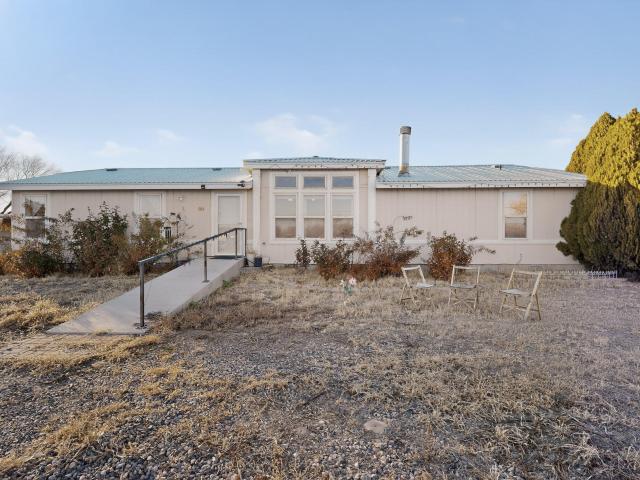 House for sale in Jarales, New Mexico