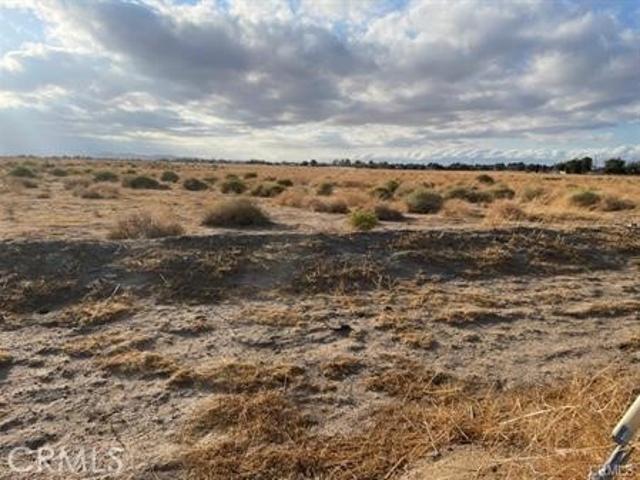 Land for sale in Lancaster, California