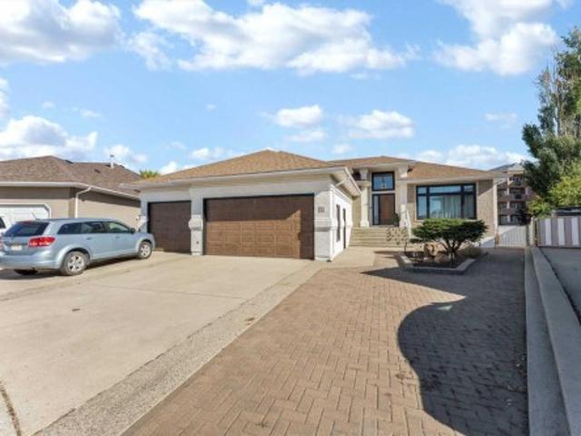 House for sale in Medicine Hat