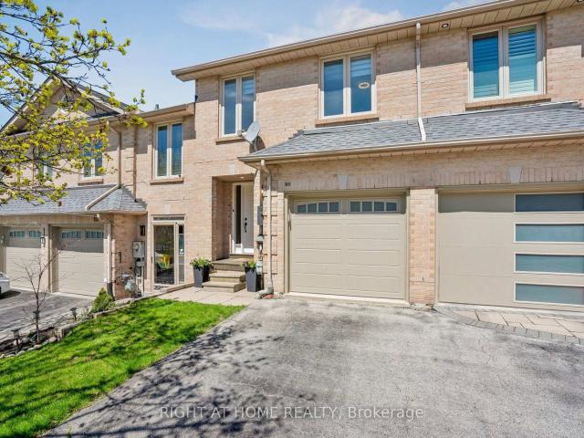 Townhouse for sale in Woburn, Ontario