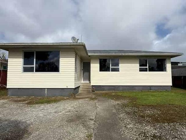 House for rent in Owhata, Oroua County