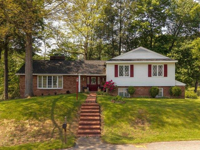House for sale in Madison, West Virginia