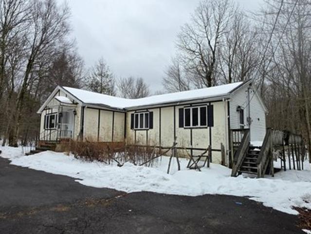 House for sale in Moscow, Pennsylvania